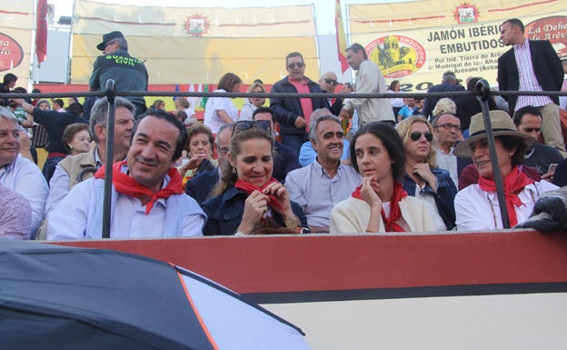 Triunfo de Morante de la Puebla en la última corrida de la Feria de Arévalo al cortar tres orejas