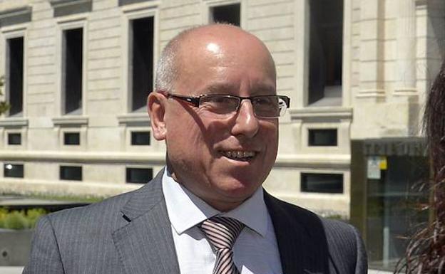 El TSJCYL sobresee la acusación de cohecho contra el alcalde de Olmedo