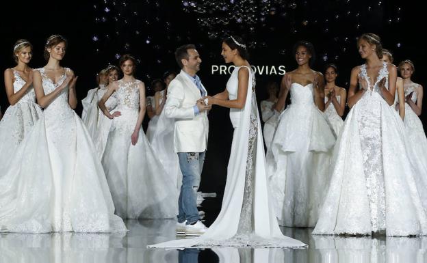 El fundador de Pronovias vende la firma a un fondo de capital riesgo