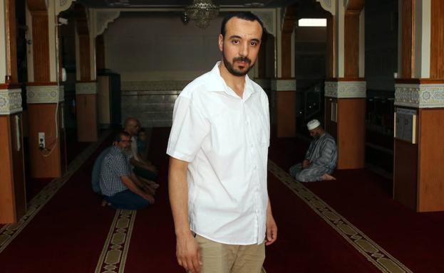 «Hay jóvenes que han acogido el islam sin tener las bases verdaderas»