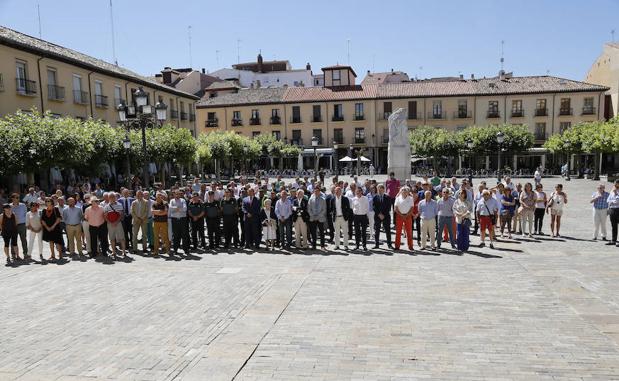 150 palentinos se unen al homenaje a Miguel Ángel Blanco