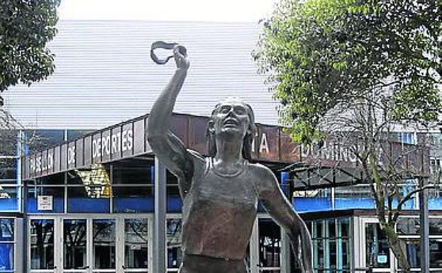 Polanco asegura que era el momento de retirar el nombre de Marta Domínguez al pabellón