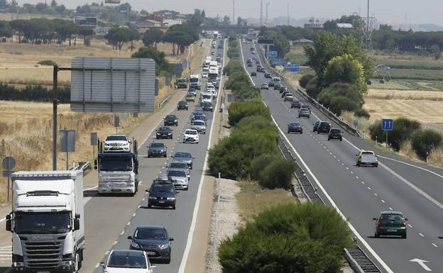 Fomento agiliza el tercer carril de la A-62 entre Tordesillas y Simancas