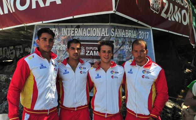 Los K-4 de Argentina y de Hungría ganan en el Lago de Sanabria