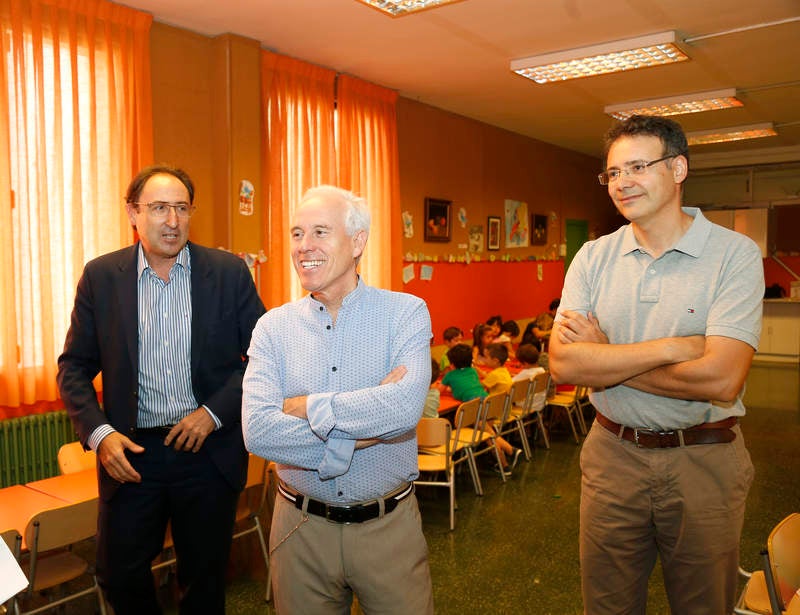 El alcalde de Palencia visita a los escolares del programa 'Conciliamos'