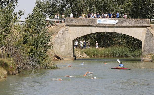 Raúl González y Beatriz Pérez se imponen en Paredes de Nava