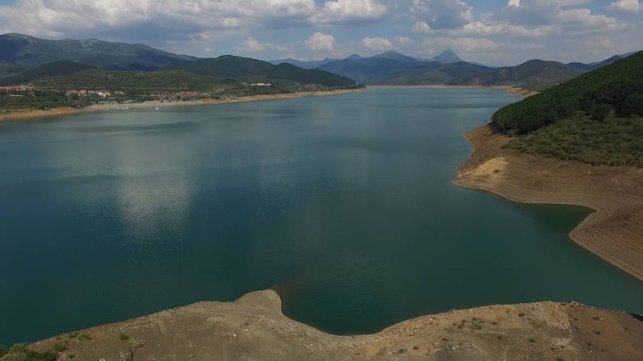 El campo leonés no cederá «ni un litro más de agua» de Riaño a Valladolid y Palencia