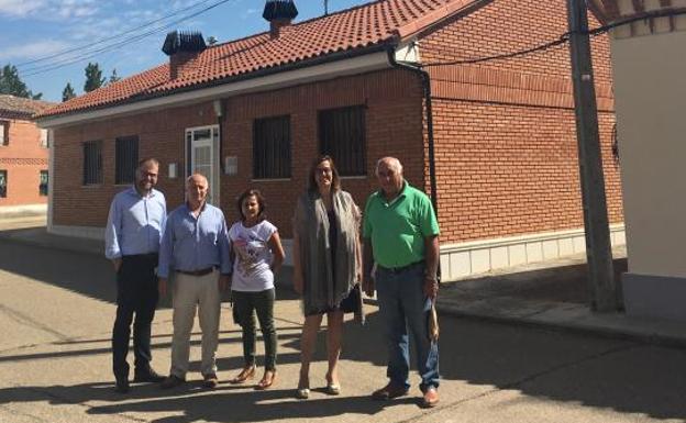 Visita a las mejoras del alumbrado de Perales