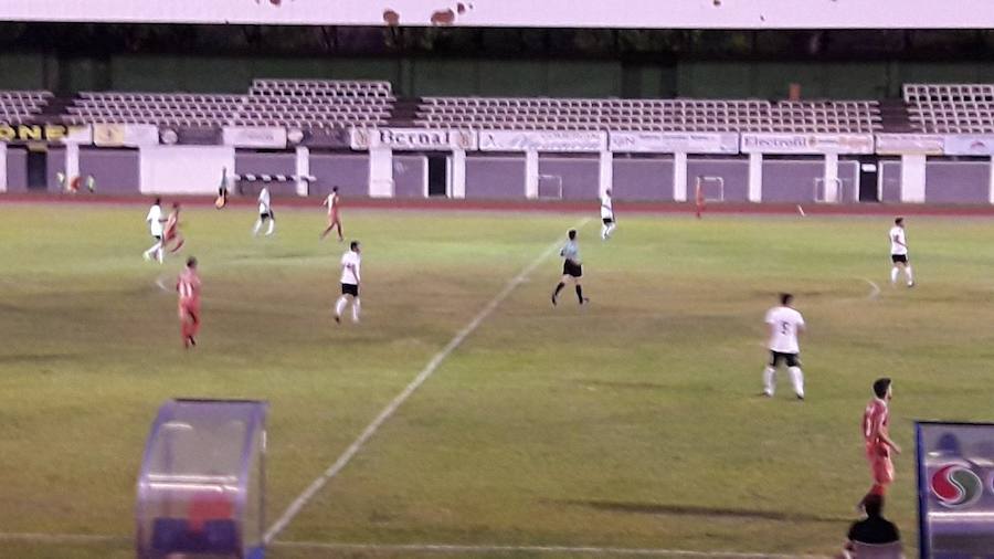 Golazo de Durántez con la UP Plasencia desde cincuenta metros