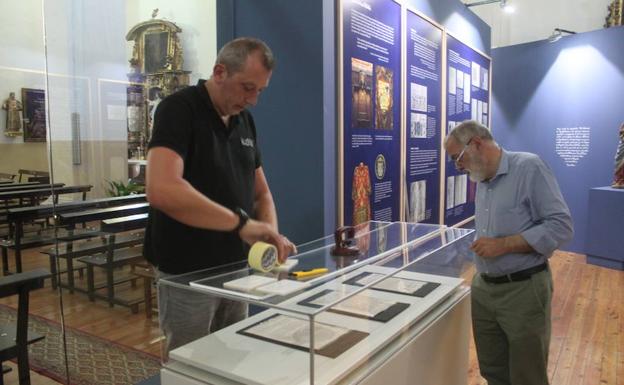 La exposición del Sinodal renueva los documentos de Arias Dávila