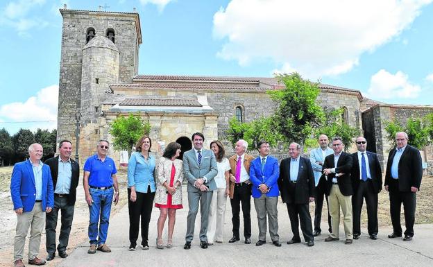 La iglesia románica de Prádanos de Ojeda luce su nueva cubierta