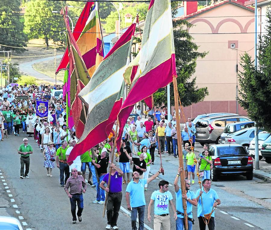 La Virgen de Areños espera ya las fiestas