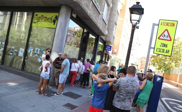 Dos detenidas por el cierre de Zep Travel, que afecta ya a más de cien palentinos