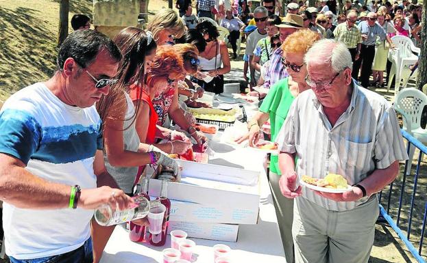Baltanás homenajea a los veraneantes