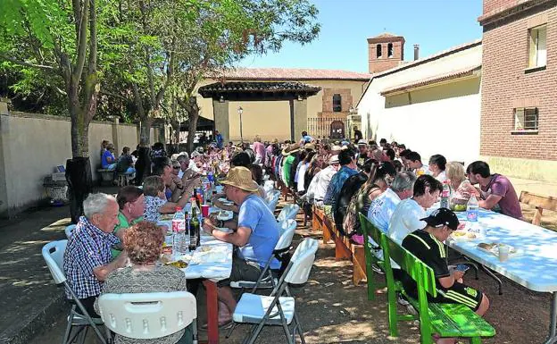Encuentro popular en Bárcena