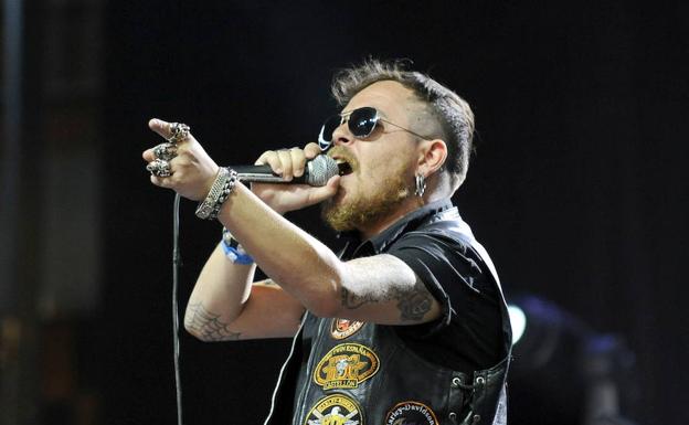 El cantante cántabro Jimmy Barnatán actúa hoy en Aguilar