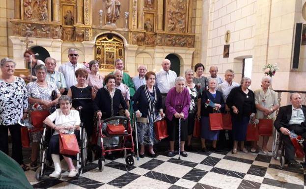 Homenaje a los mayores de Quintanilla de Onsoña