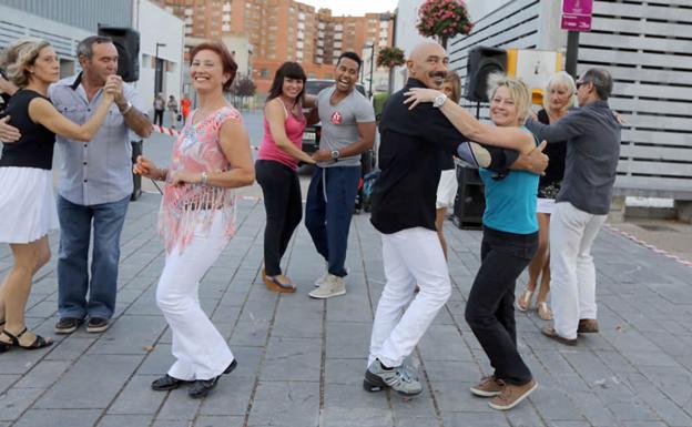 Programa de las Fiestas de la Virgen de San Lorenzo 2017 en los barrios