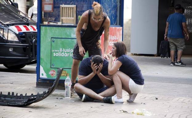 13 muertos y más de 100 heridos en el atentado de Barcelona