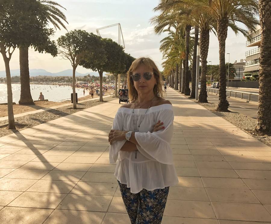 «Aconsejé a mi hijo que levantase las manos para que no le confundieran con un terrorista»