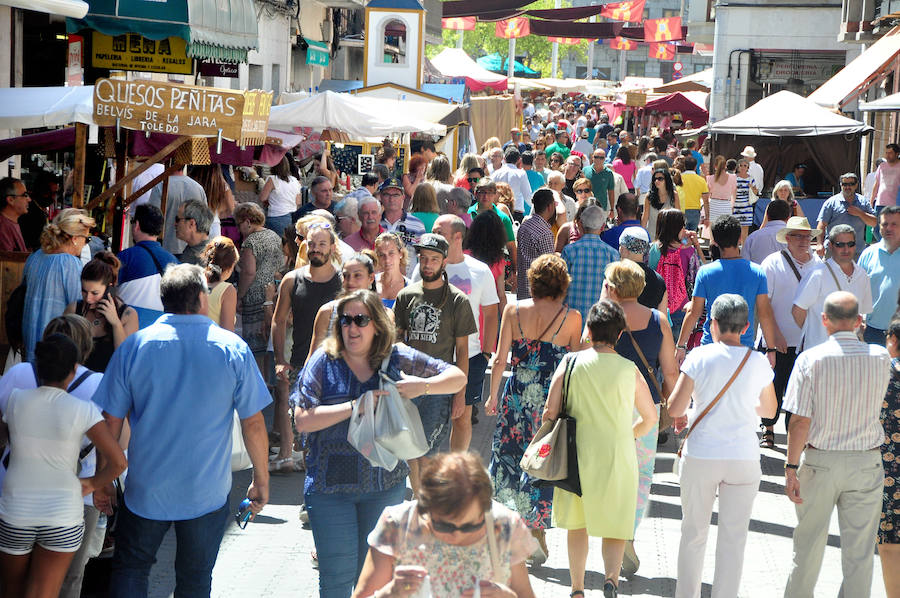Ambiente en la Feria Renacentista de Medina del Campo. Domingo