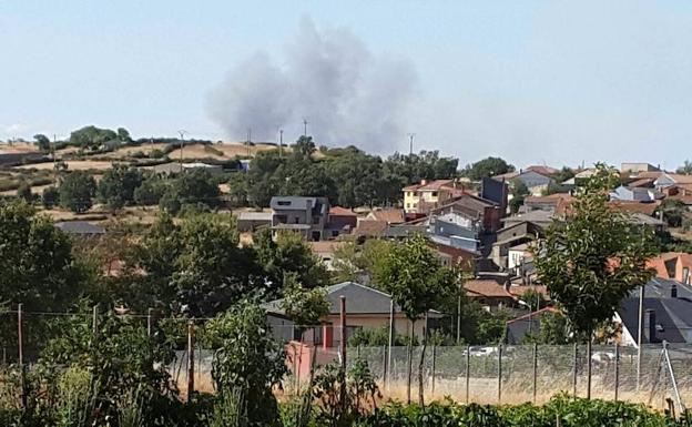 La Junta declara nivel 2 en el incendio de Figueruela de Arriba por posible afección a la localidad