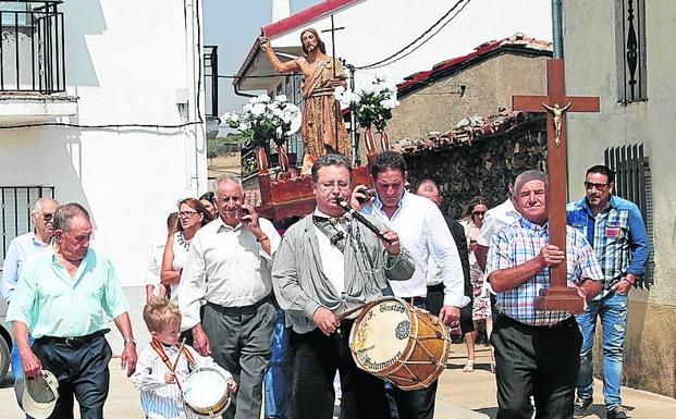 Cilleros disfruta sus fiestas en honor de San Juan Bautista