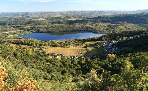 Un nuevo incendio en la parte alta del Lago de Sanabria