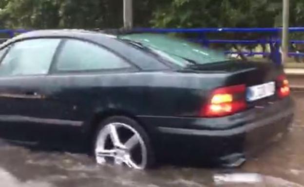 Cuatro rescatados y decenas de incidencias tras una tromba de agua en Zamora