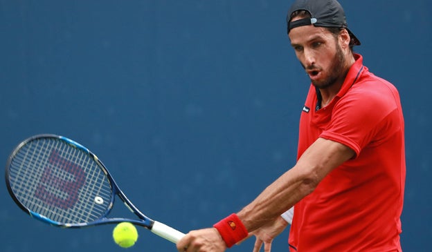 Recadito de Feliciano López para Alba Carrillo