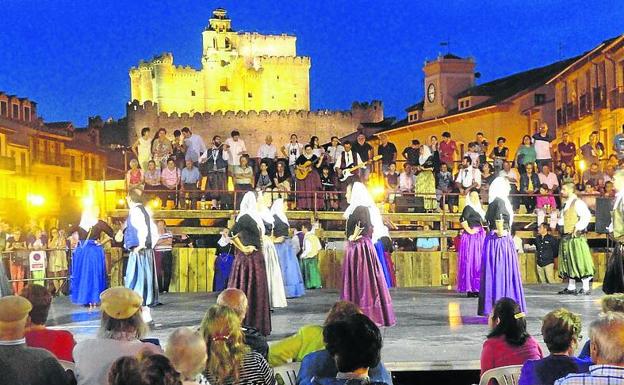 El folclore segoviano y mallorquín se dan cita en la semana cultural de Turégano