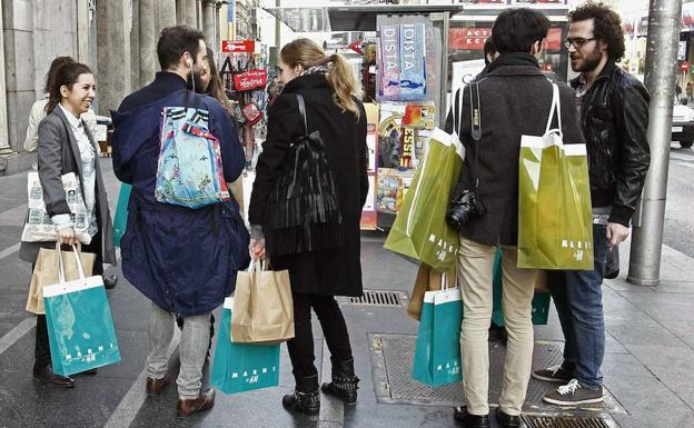 La confianza del consumidor sube en agosto y llega a máximos históricos