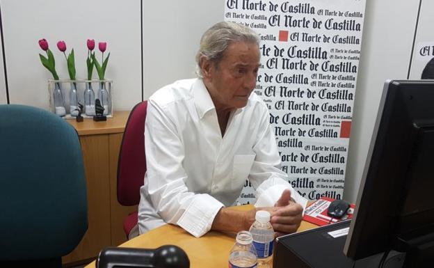 Arturo Fernández disfruta de un día con El Norte de Castilla