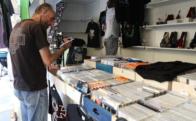 El vinilo invade el Parque del Salón