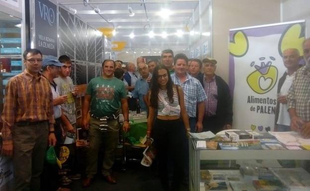 Un centenar de ganaderos palentinos, en la Feria de Salamanca