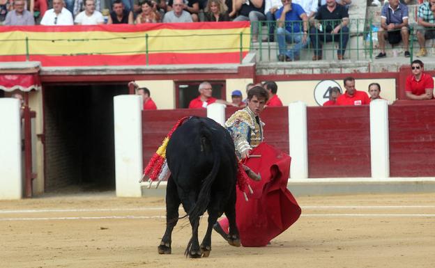 El Juli indulta en Valladolid a 'Fanfarria' tras una importante faena