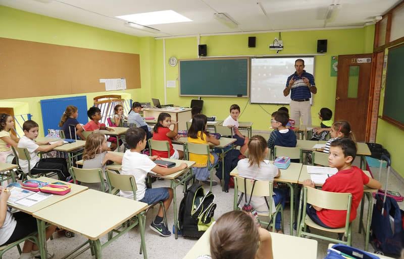 Los alumnos de Primaria del colegio Jorge Manrique vuelven a las aulas