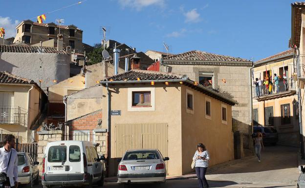 Valleruela de Pedraza llora la muerte de Lorena Enebral