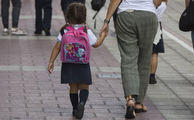 Abierto el plazo para solicitar las ayudas para material escolar