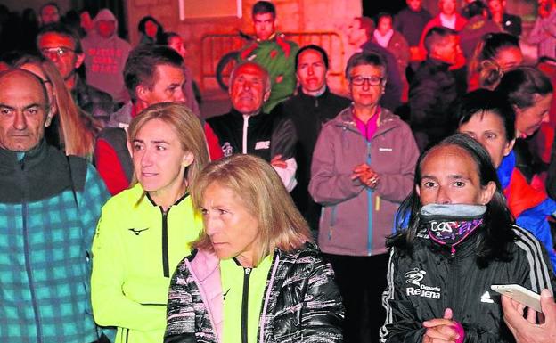 Antigüedad corre bajo la luna