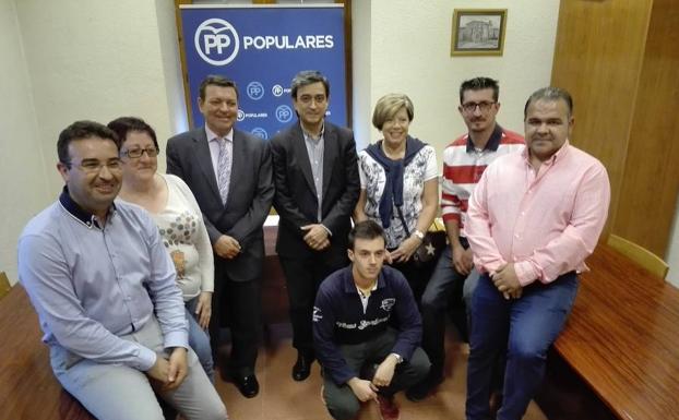 Agapito Hernández revalida la presidencia de la Junta Local del PP de Peñafiel