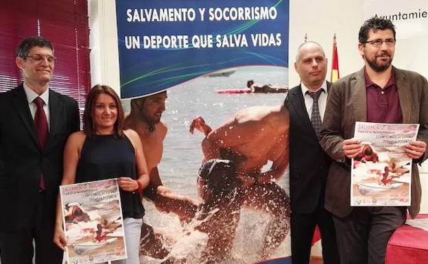 La playa de las Moreras acogerá el I Campeonato de Larga Distancia