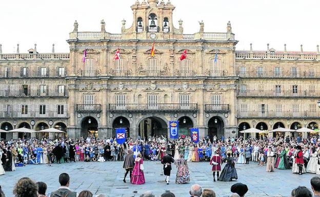 Las Vísperas Nupciales se anuncian en la Plaza Mayor de Salamanca capital
