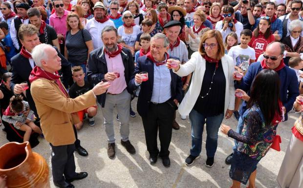 Valdecañas de Cerrato deja su huella en la Fiesta de la Vendimia del Arlanza