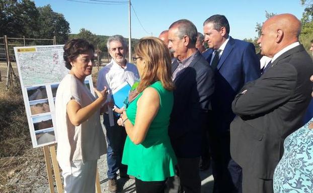 El Ministerio de Agricultura inaugura las obras de mejora del camino rural entre Sejas y Tola