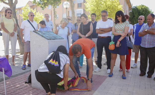 Memoria y Justicia baraja instalar placas o estatuas junto a las fosas del franquismo