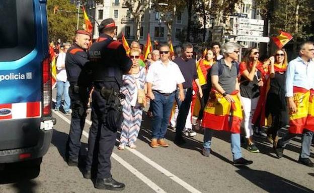 Selfies con los policías, red de telefonía saturada... así fue la marcha