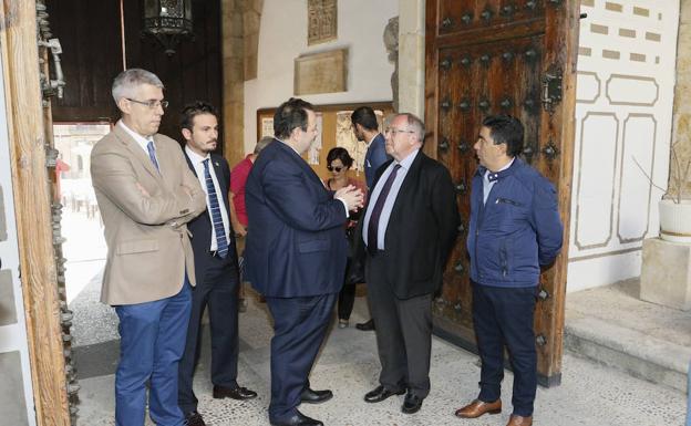 Bonet destaca el papel «imprescindible» de las Cámaras en la recuperación económica