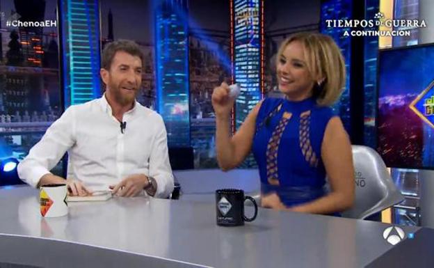 Chenoa, David Bisbal y su primer beso