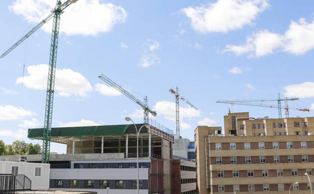 Las obras del Hospital aglutinan con 35 millones la principal inversión de la Junta